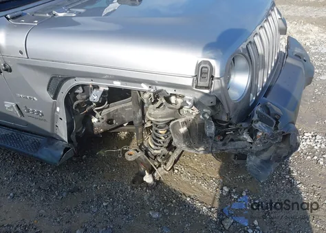 2020 Jeep Wrangler Unlimited Sahara 4X4 z USA, uszkodzony, nr VIN 1C4HJXEN1LW204563